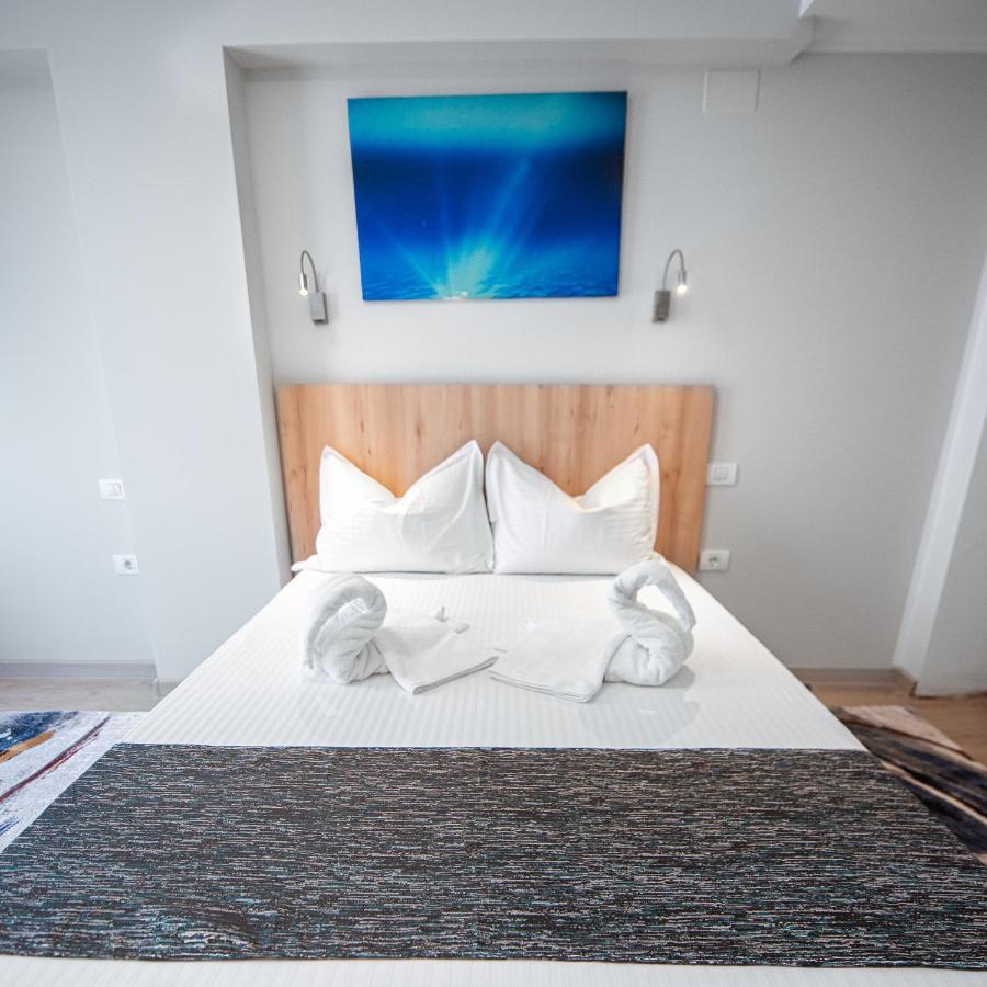 Polu-X Hotel Vama Veche Kültér fotó