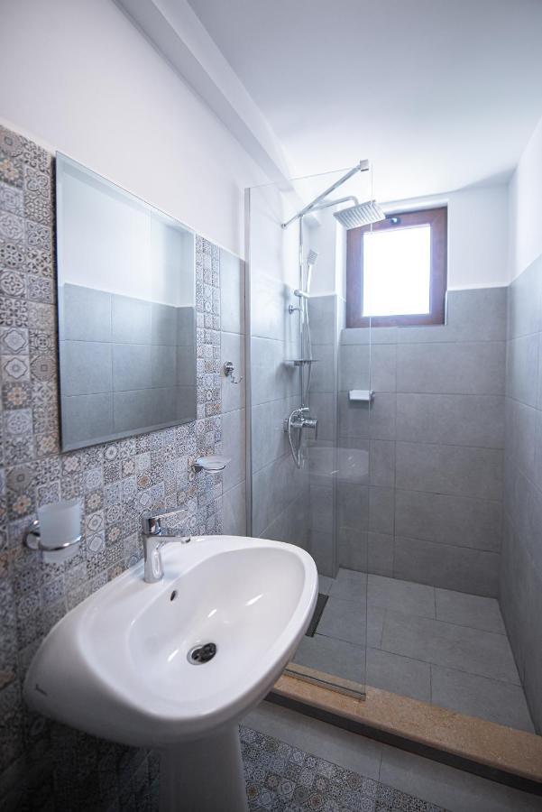 Polu-X Hotel Vama Veche Kültér fotó