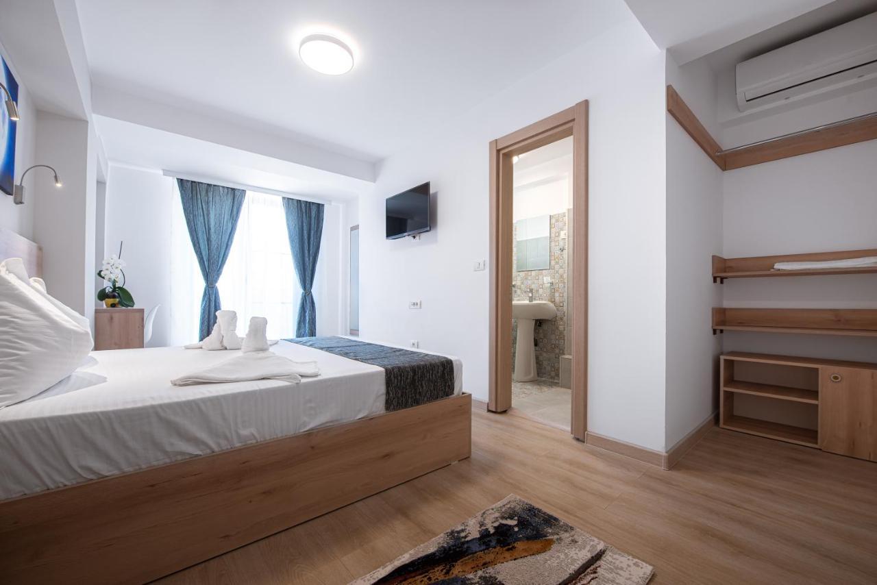 Polu-X Hotel Vama Veche Kültér fotó