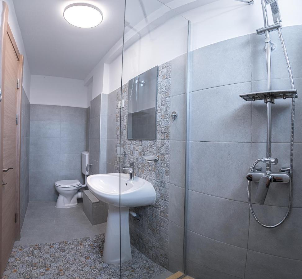 Polu-X Hotel Vama Veche Kültér fotó