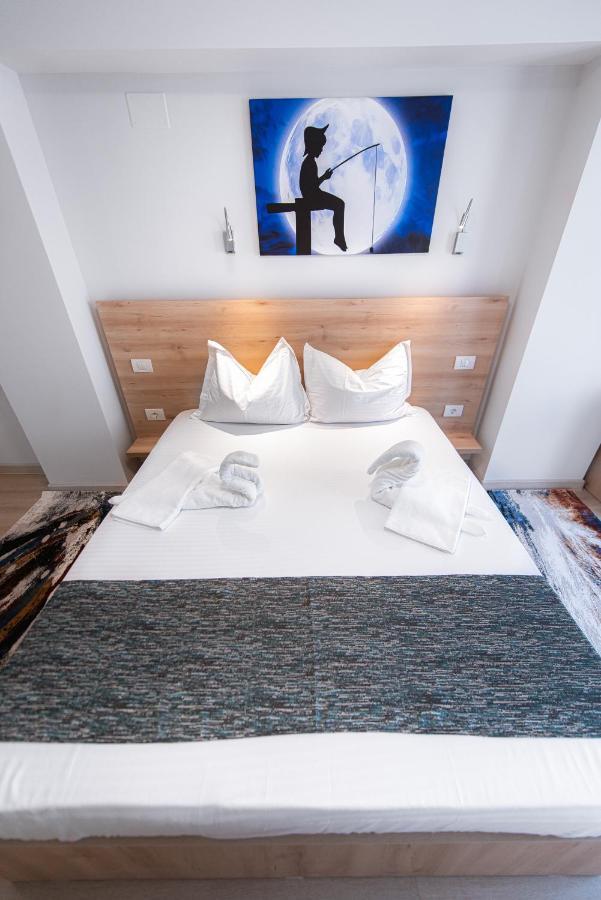 Polu-X Hotel Vama Veche Kültér fotó